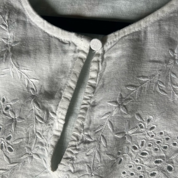 White Embroidered Detailed J.Crew Linen Top in medium - Picture 3 of 6